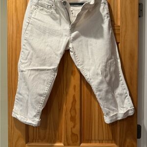 Levi’s White Cropped Jeans for Women